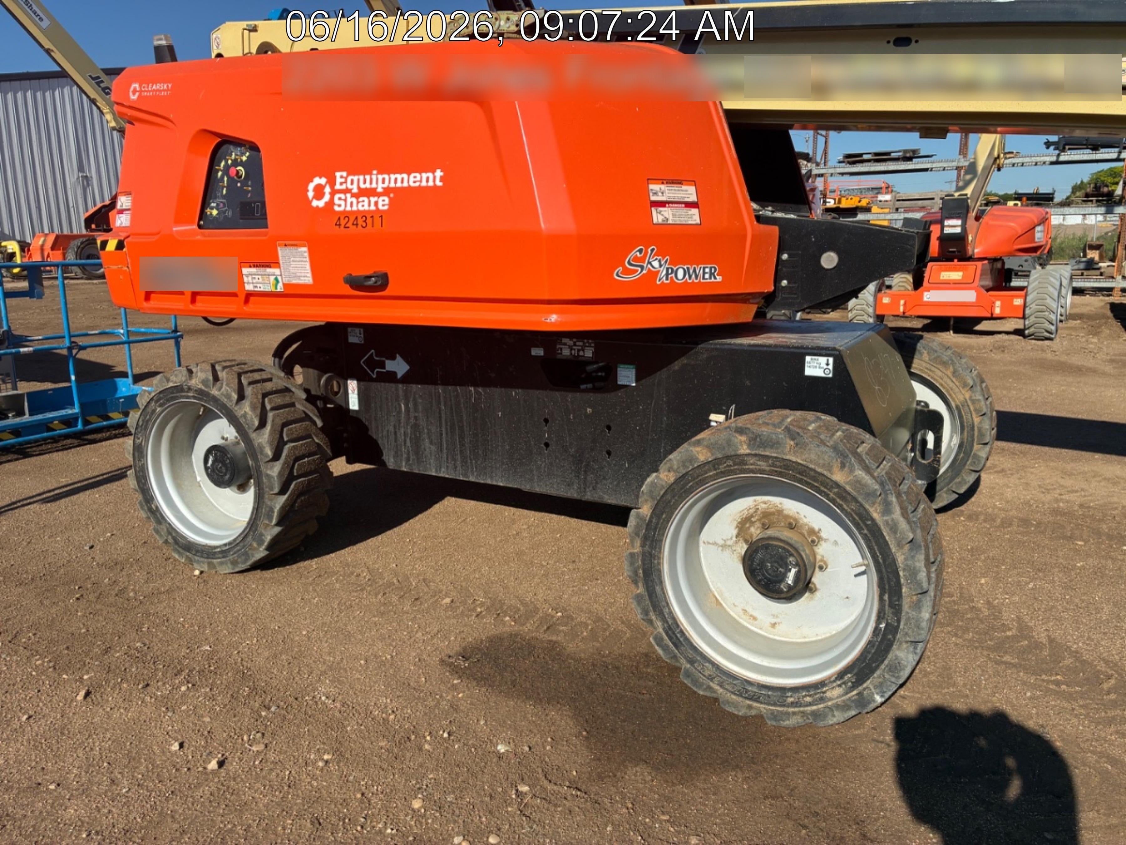 2024 JLG 660SJ