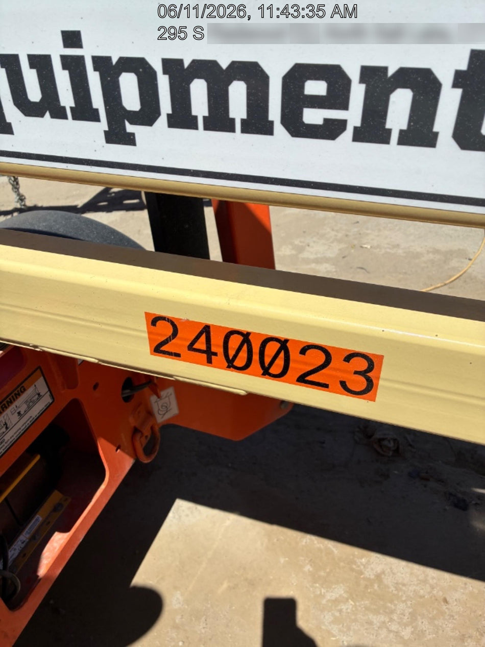 2022 JLG T350
