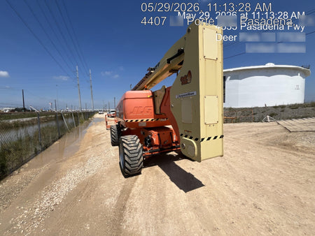 2022 JLG 800AJ
