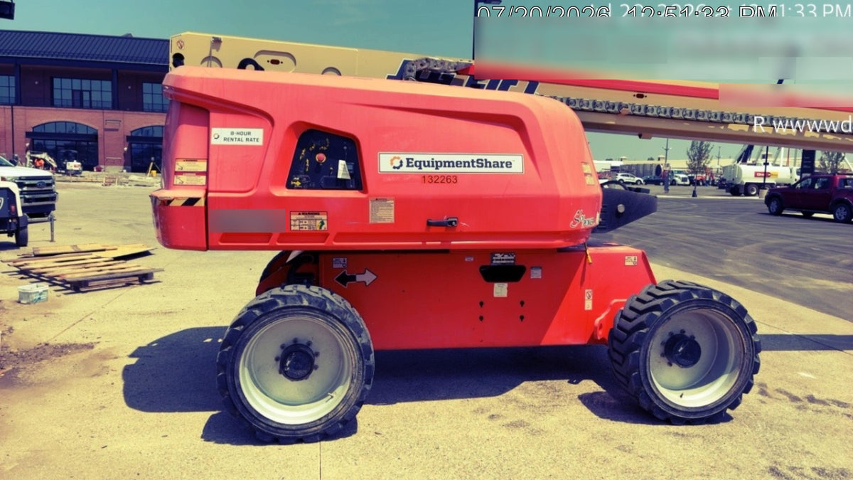 2021 JLG 660SJ