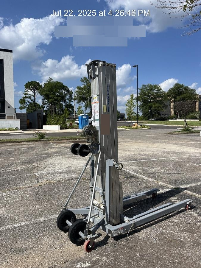 2019 GENIE SLC-24