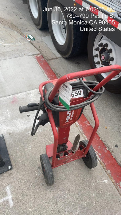 2020 HILTI TE 3000-AVR