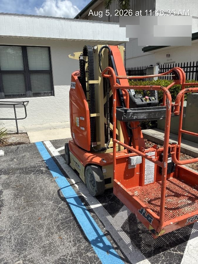 2022 JLG 26E