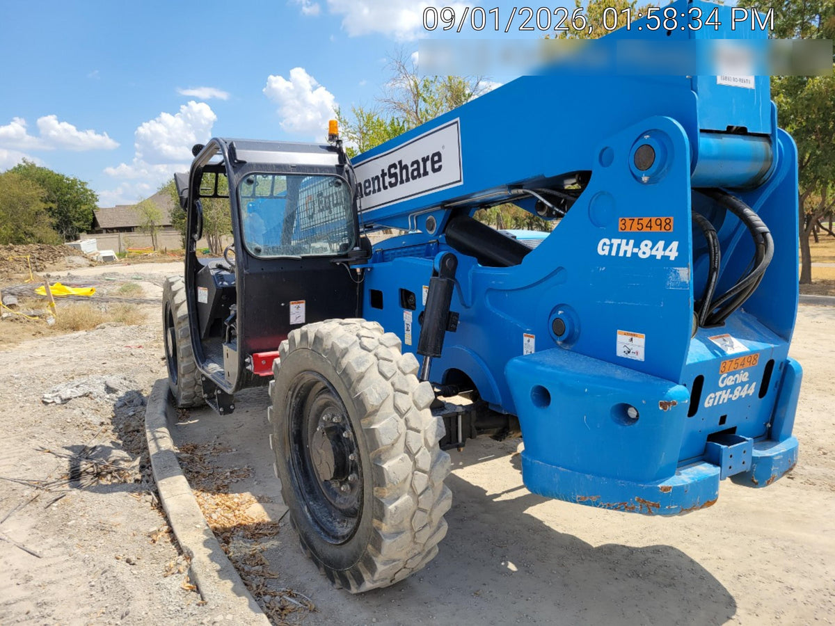 2023 GENIE GTH-844