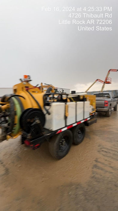 2023 Vac-Tron LP573XDT T4 Koehler Diesel Engine, 500 Gallon Debris Tank, x2 100 Gallon Water Tanks