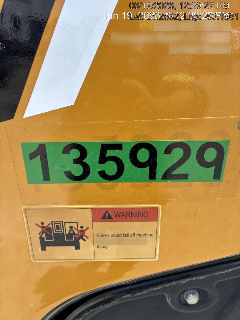 2021 SANY STH1056