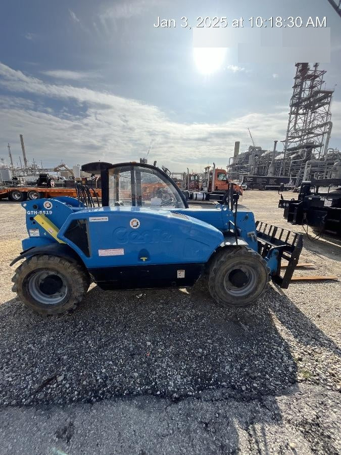 2019 Genie GTH-5519 Cab/Heat/AC, Solid RT Tires, LED Work Lights, Beacon