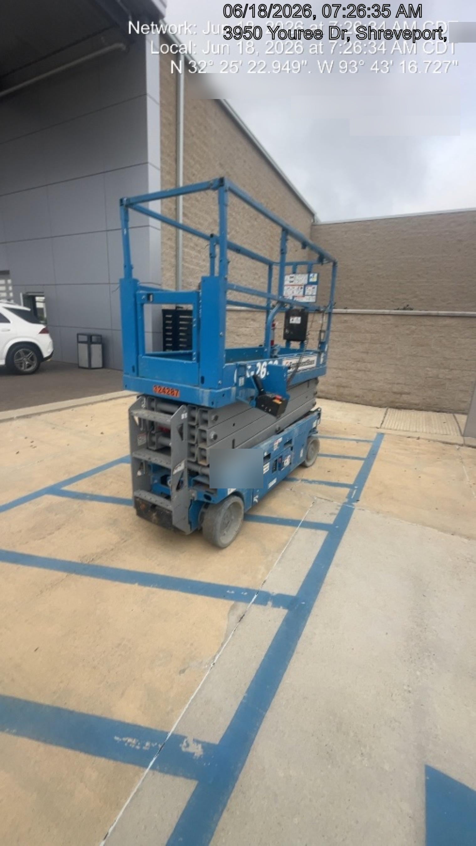 2023 GENIE GS-2632