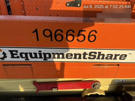 2021 JLG ES1330L