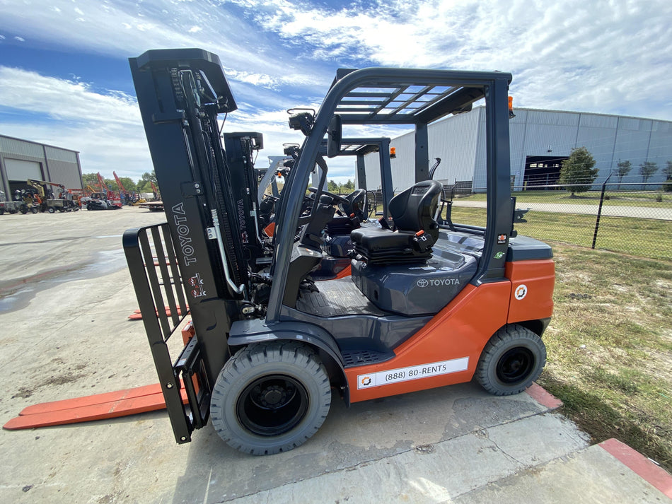 2022 TOYOTA 50-8FGU25