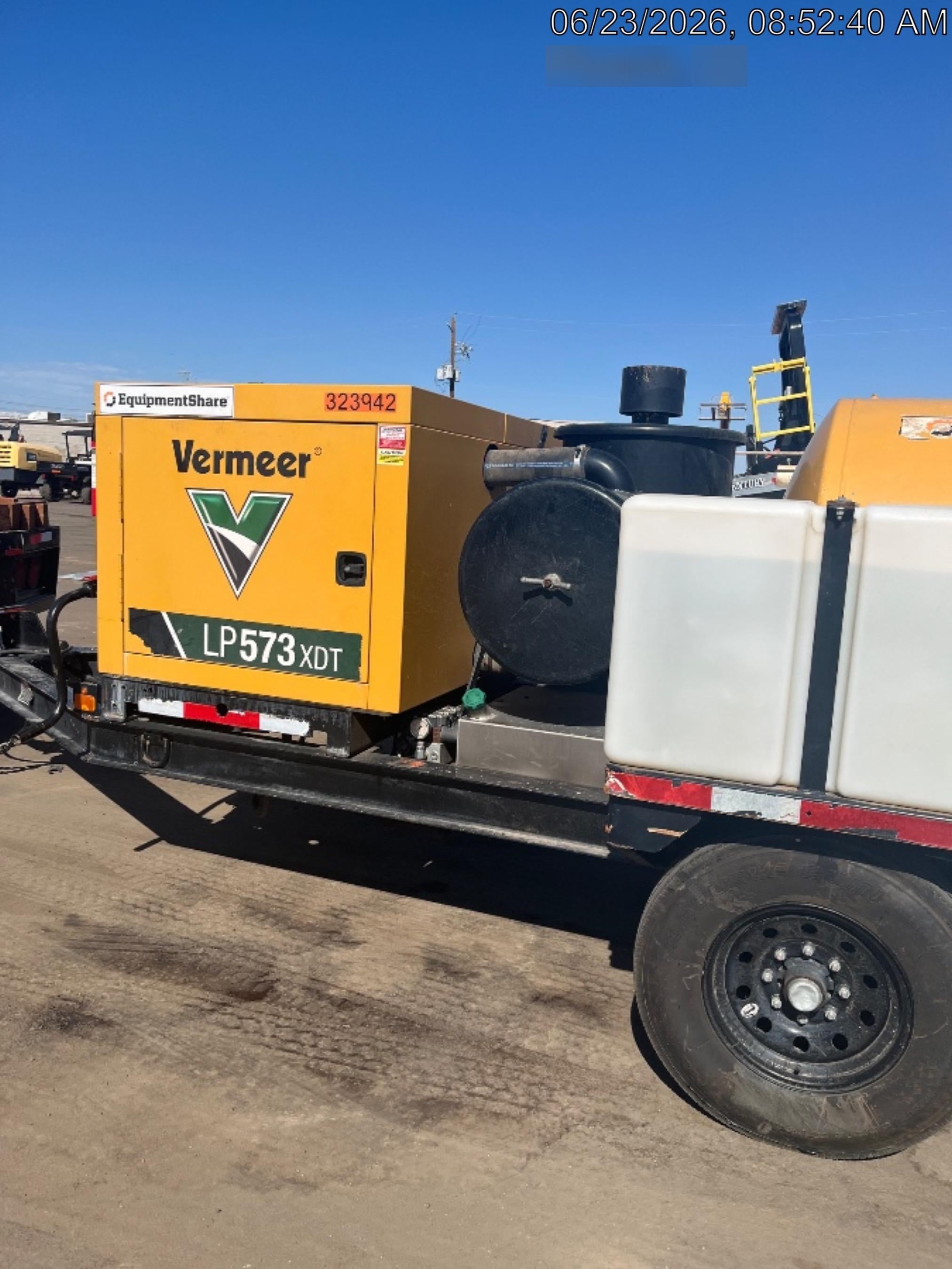 2023 VAC-TRON LP573XDT
