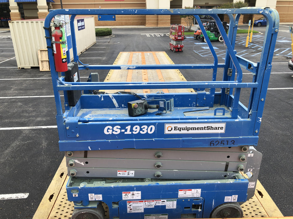 2020 Genie GS-1930 Solid Non Marking Tires, Beacon, Folding rails with half height swing gate