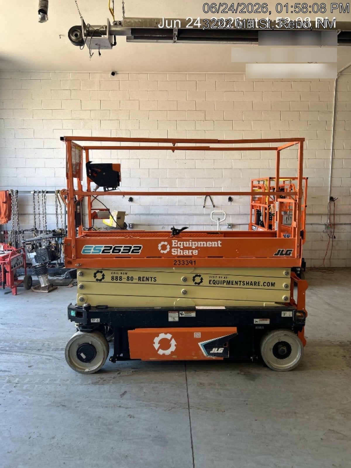 2022 JLG ES2632
