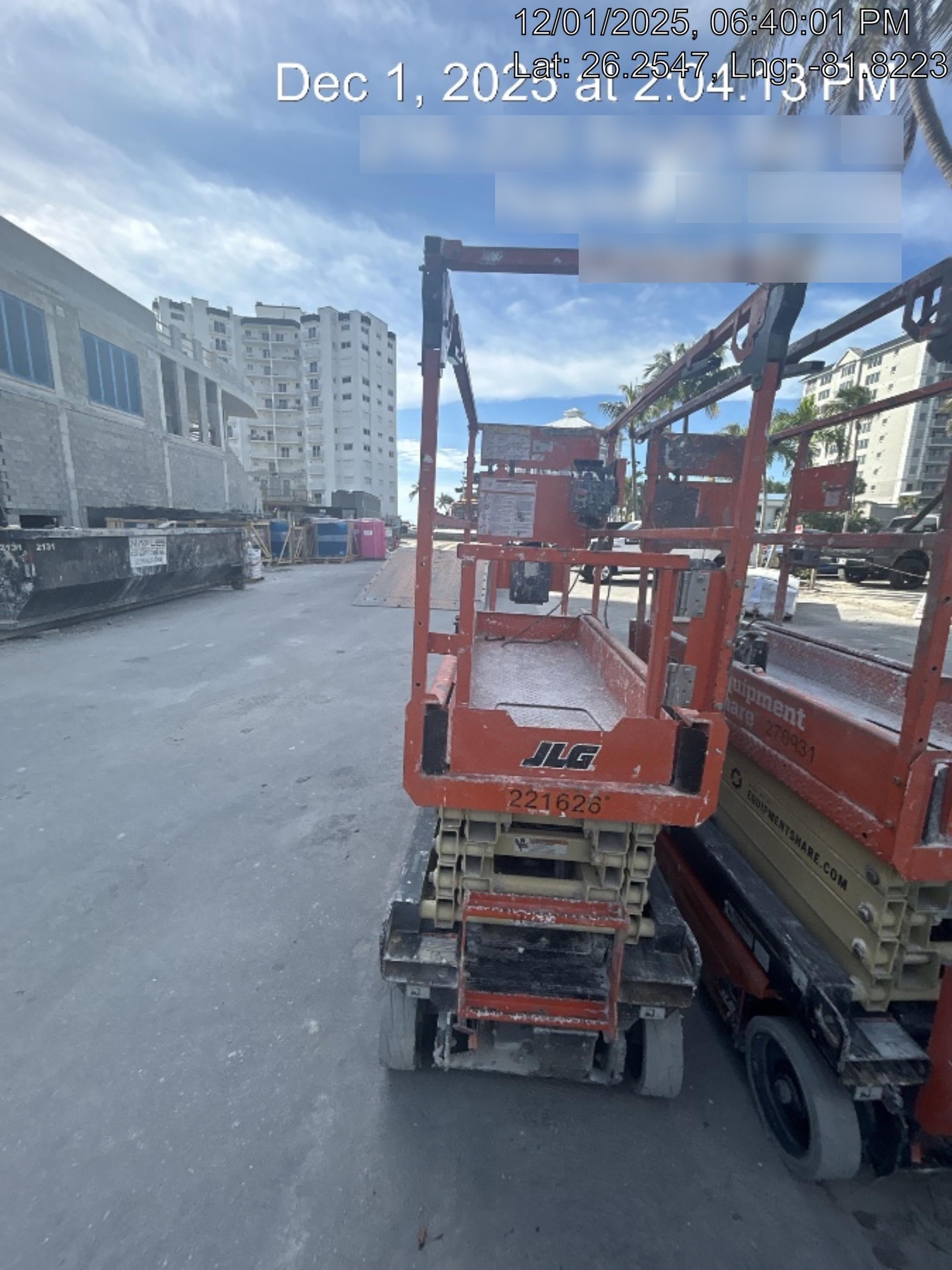 2022 JLG ES1932