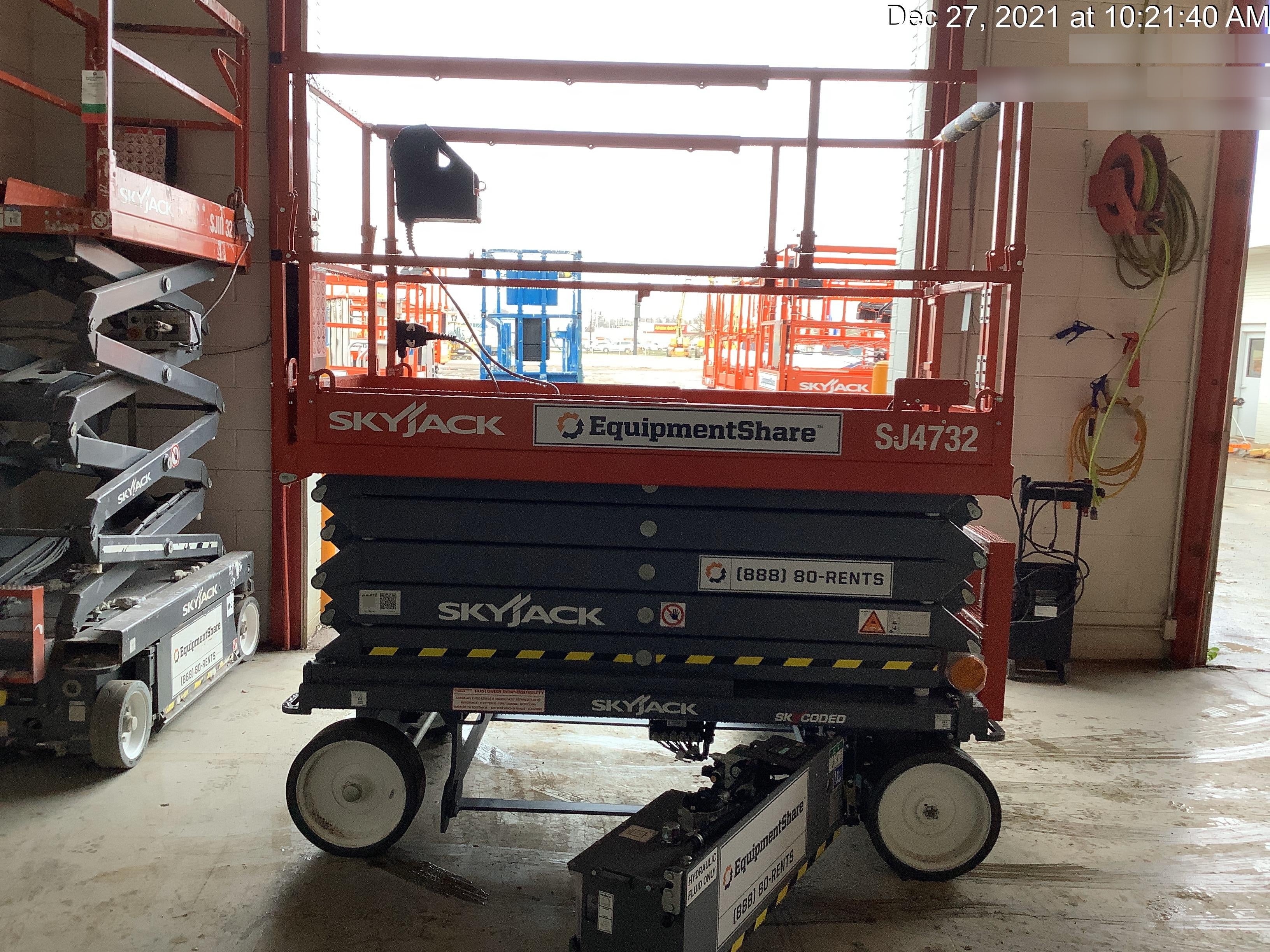 2021 SKYJACK SJ4732