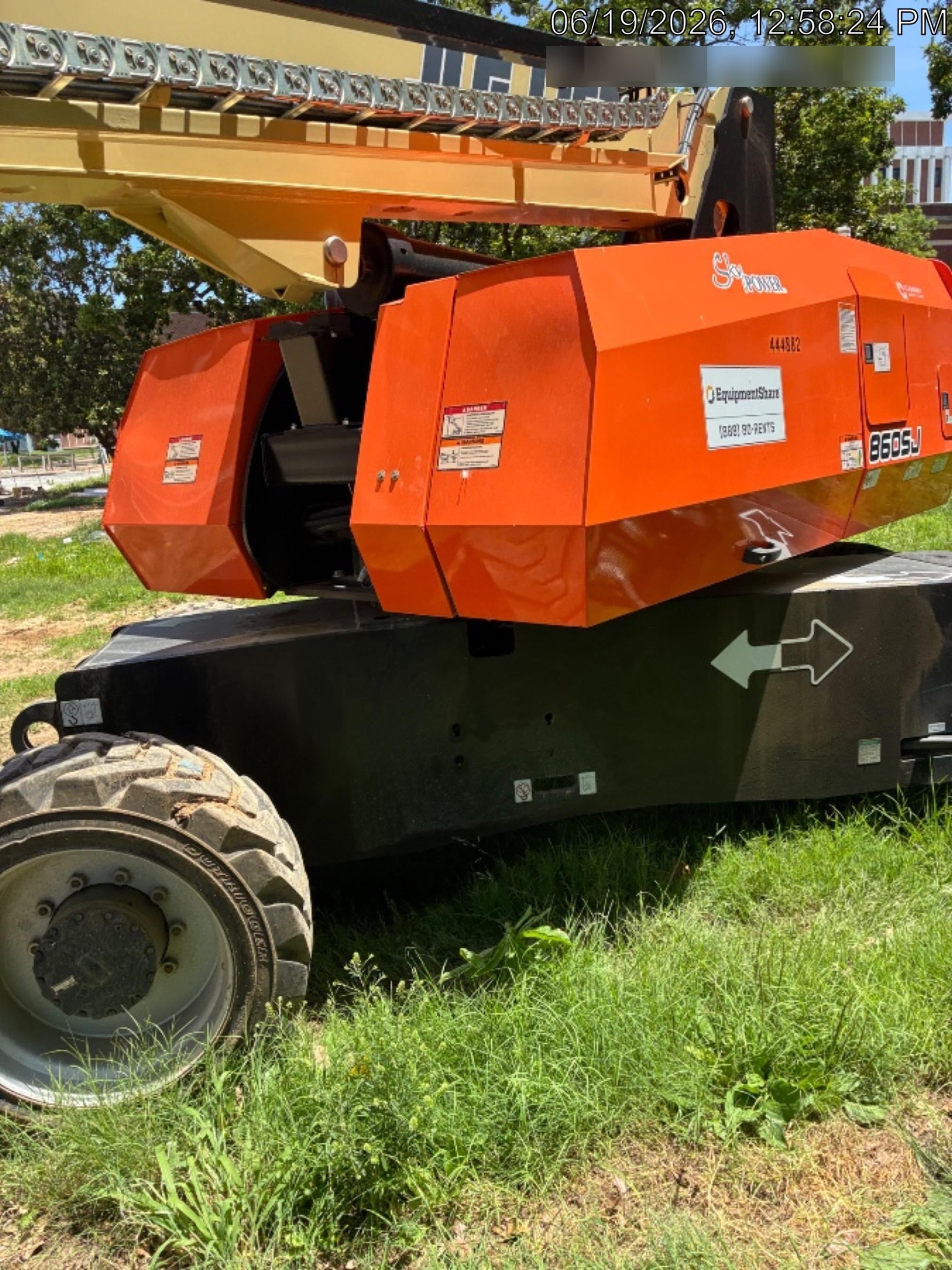 2024 JLG 860SJ