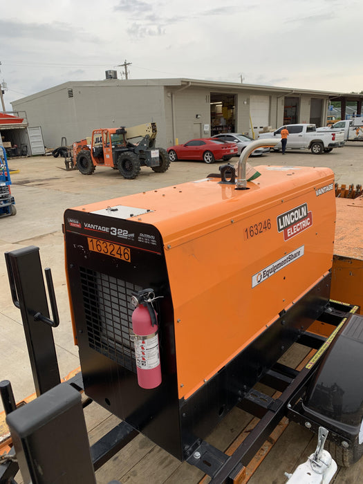 2021 Lincoln Electric Vantage 322 Vantage 322 Ready Pak 3 w/ Decals, ORANGE (includes trailer, cable rack, fender light kit) NO Telematics