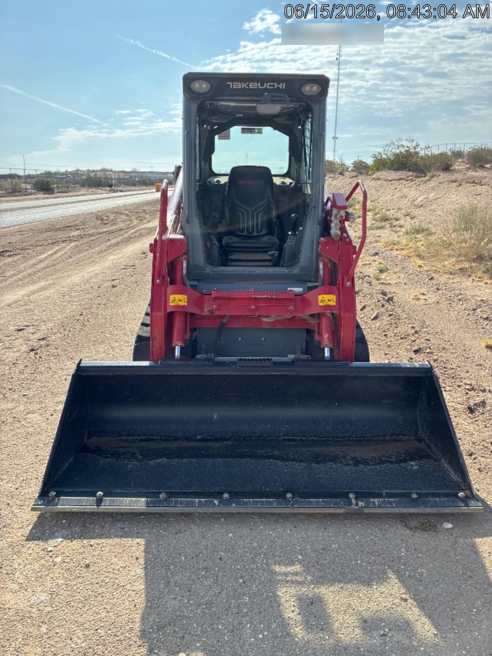 2023 TAKEUCHI TL8R2-CR
