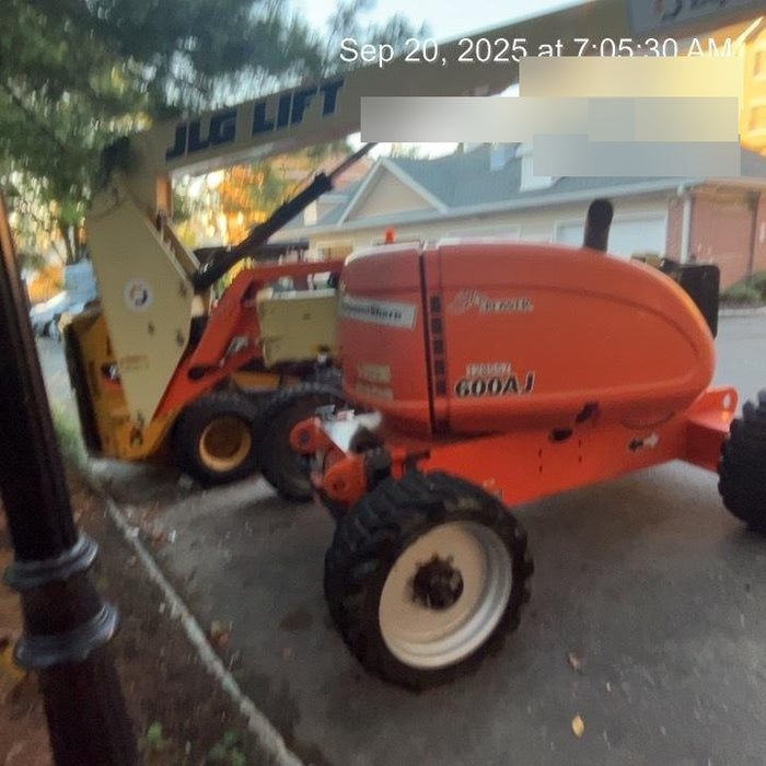 2021 JLG 600AJ