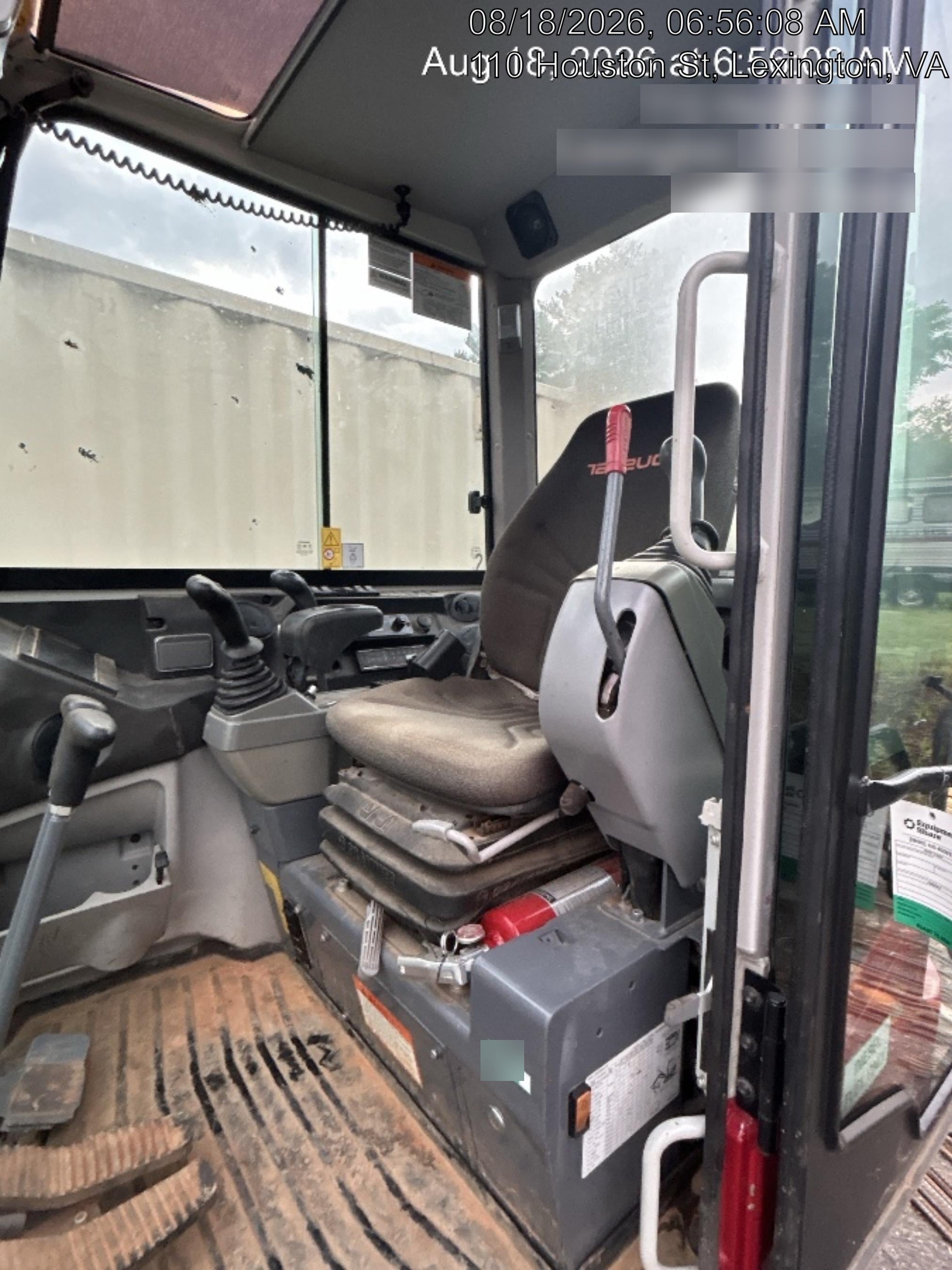 2022 TAKEUCHI TB235-2CR
