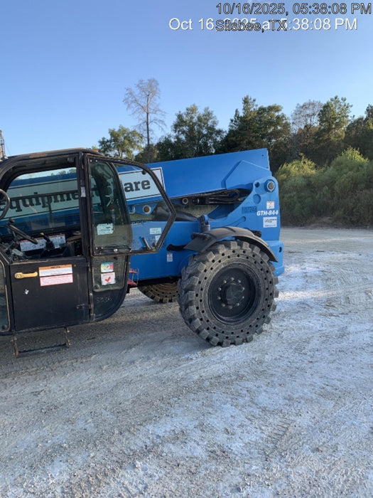 2020 Genie GTH-844 Cab/Heat/Air, Solid Tires, Work Lights, Beacon, Aux Hydraulics, Back up Alarm, Lifting Eye