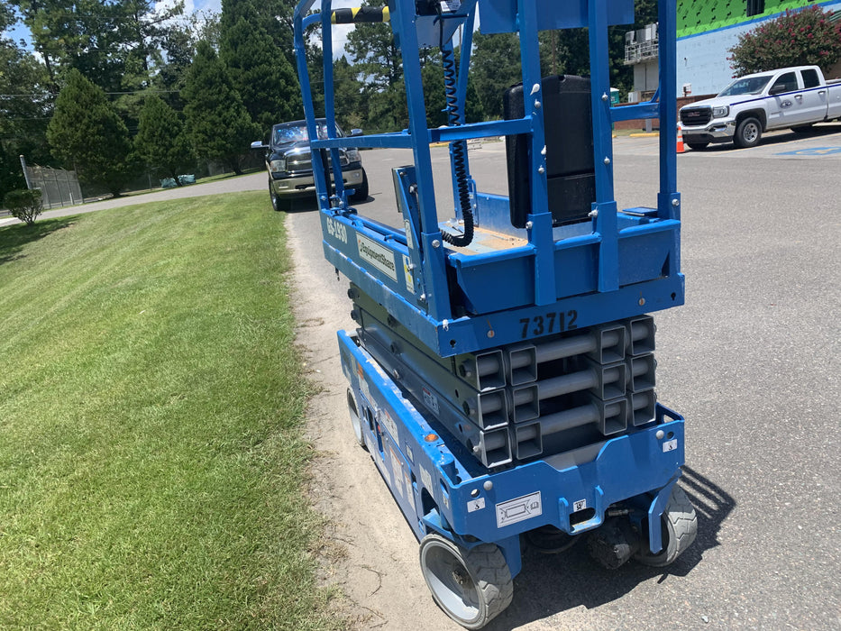 2020 Genie GS-1930 Fixed rails with chain entry gate - Pre A92.20