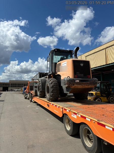 2018 Case 621G CLOSED CAB, 1 FUNCTION, JRB 416 STYLE HYD COUPLER