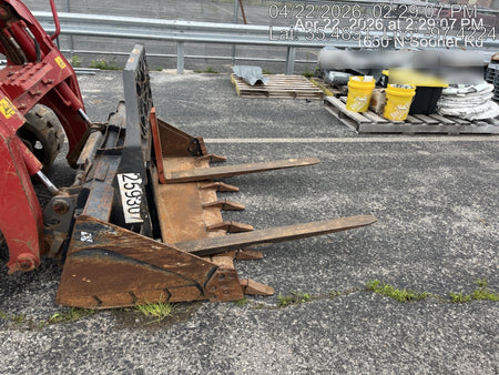2022 PALADIN 48" Pallet Forks - Paladin