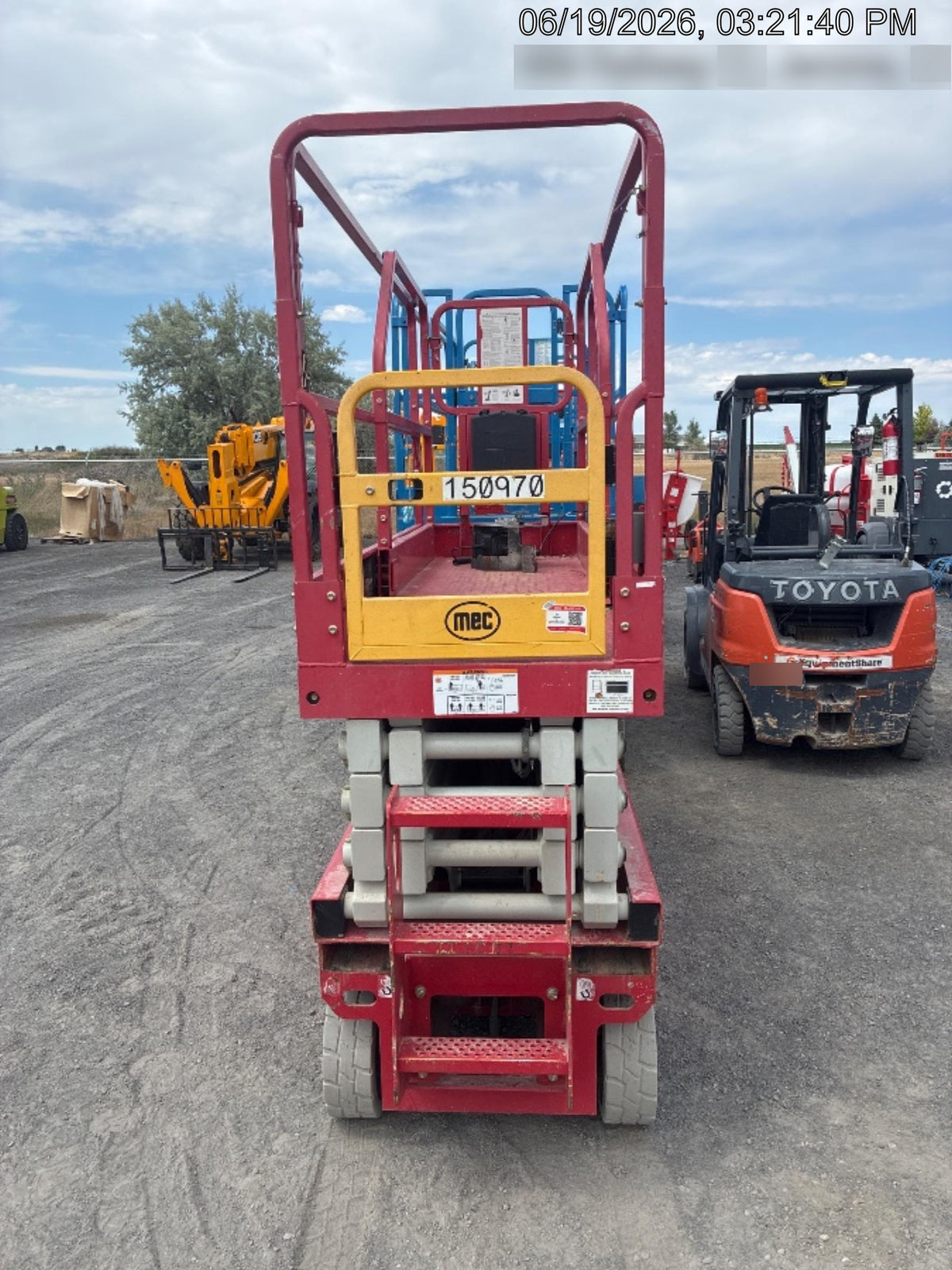 2021 MEC 2632SE