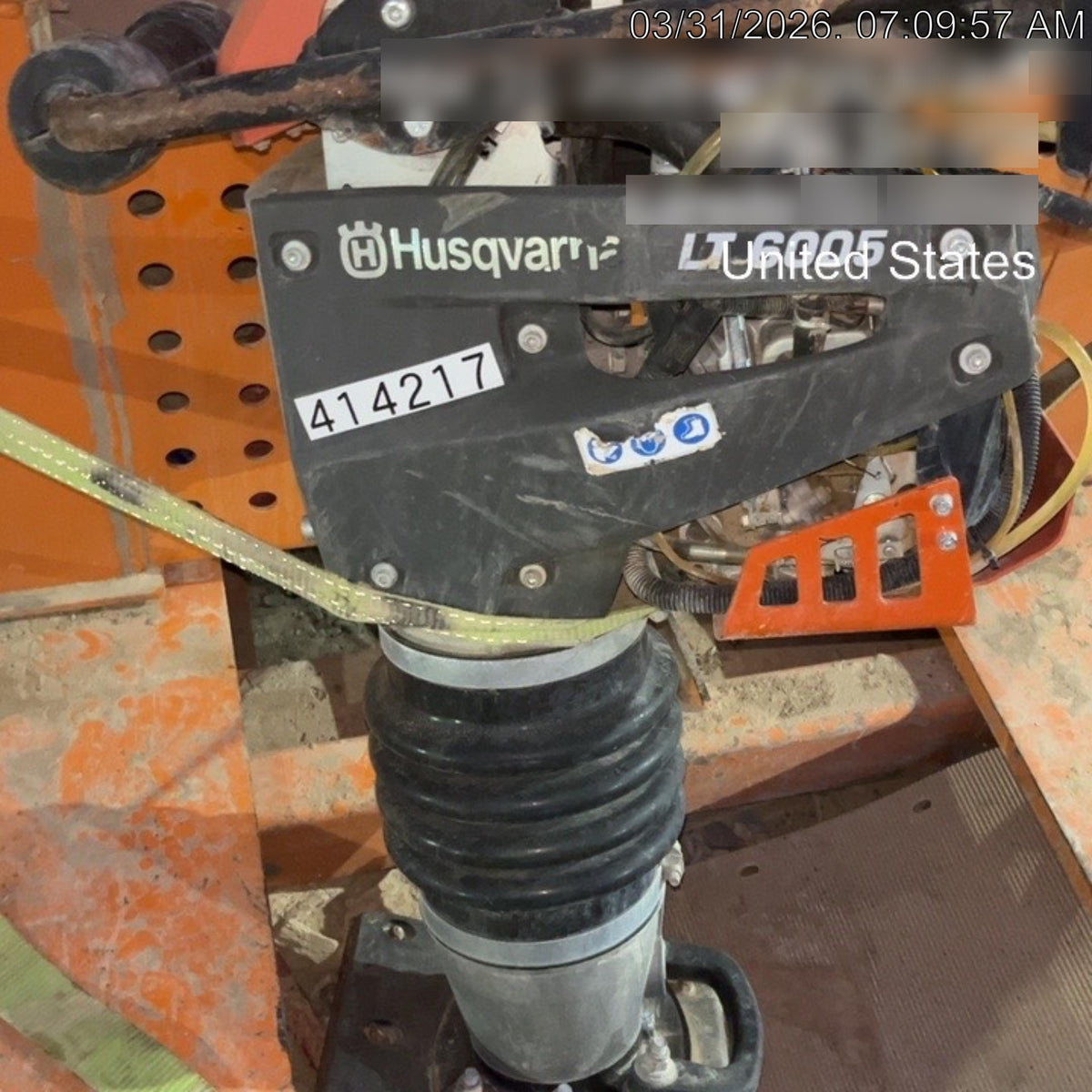2024 HUSQVARNA LT6005