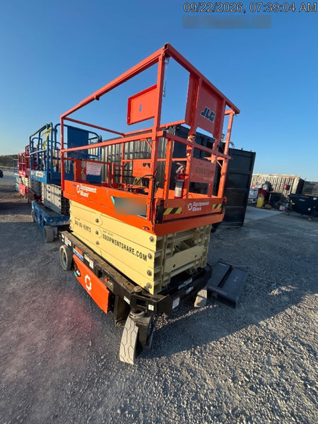 2025 JLG ES3246