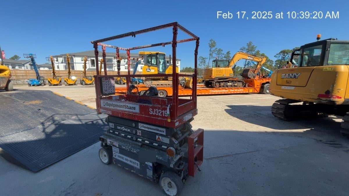 2023 SKYJACK SJ3219
