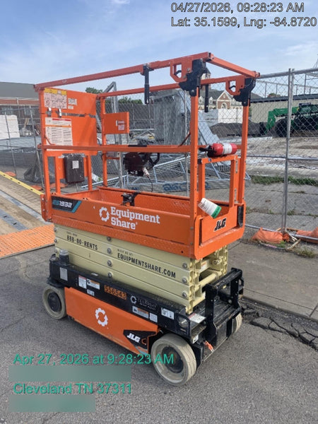 2025 JLG ES1932