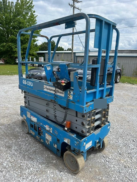 2019 Genie GS-1930 Fixed Rails with Chain Entry