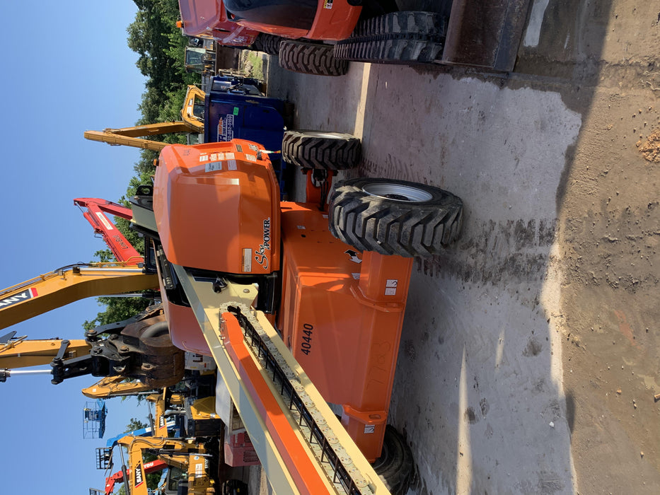 2019 JLG 600AJ