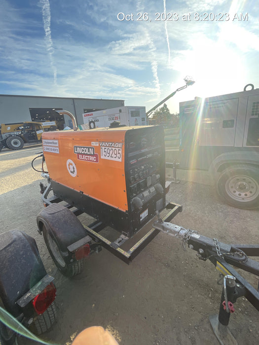 2021 Lincoln Electric Vantage 322 Vantage 322 Ready Pak 3 w/ Decals, ORANGE (includes trailer, cable rack, fender light kit) NO Telematics