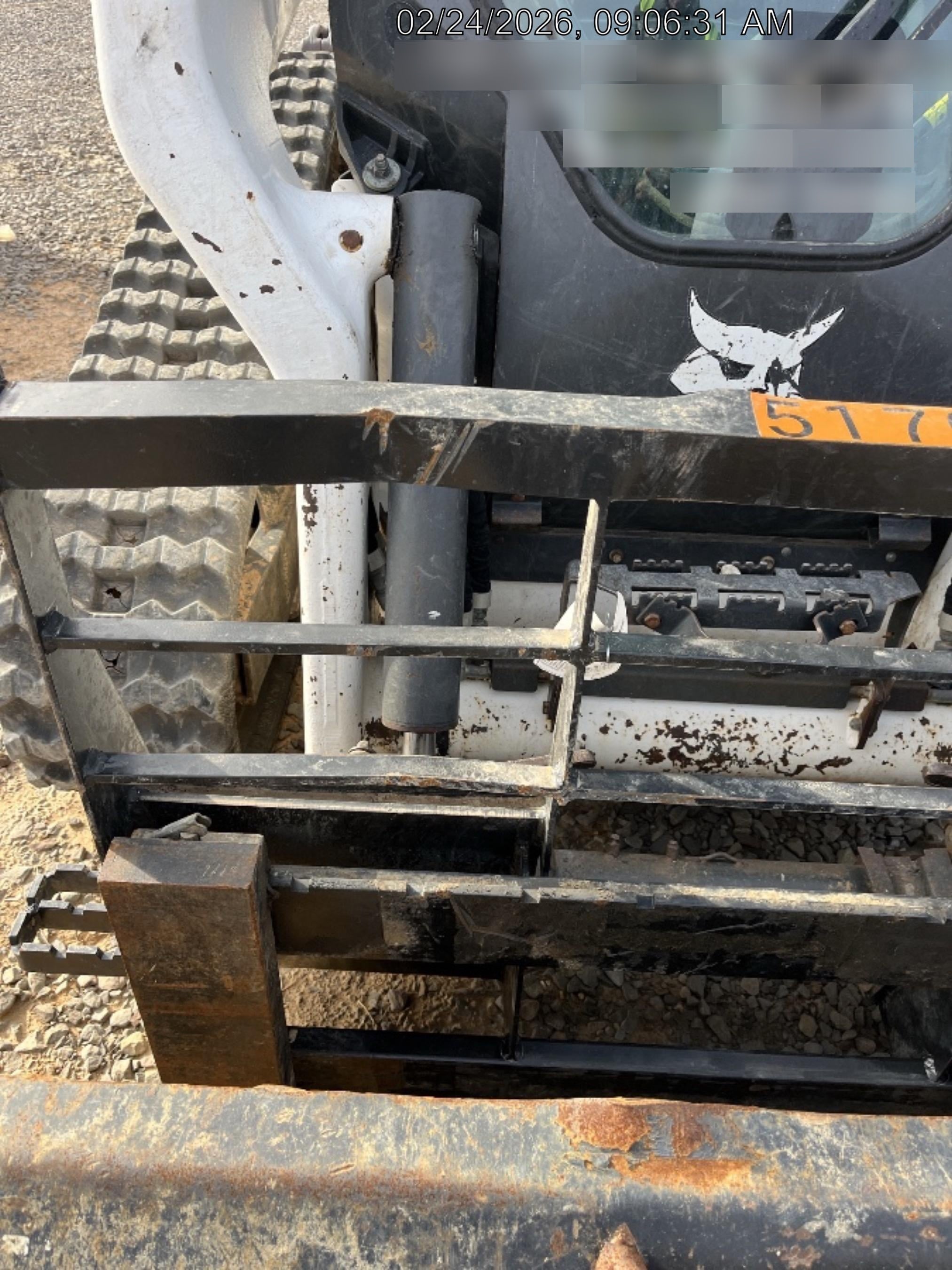 2025 ARROW MATERIAL HANDLING F5100CB