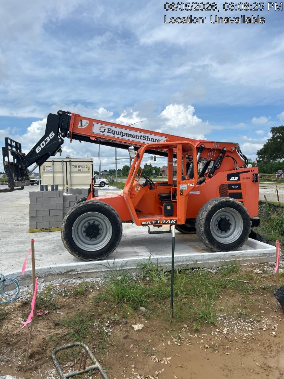 2021 JLG 6036