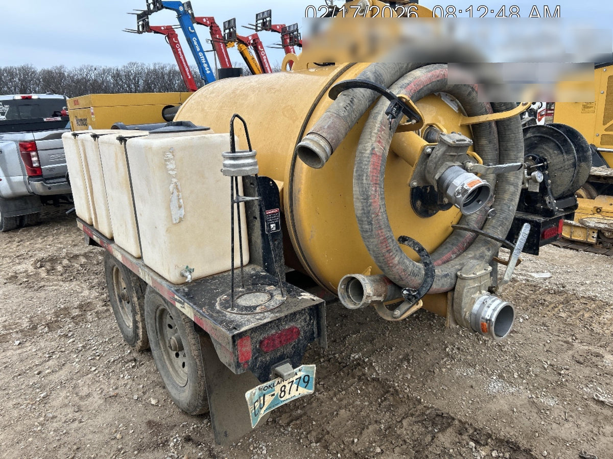 2023 Vac-Tron LP573XDT T4 Koehler Diesel Engine, 500 Gallon Debris Tank, x2 100 Gallon Water Tanks