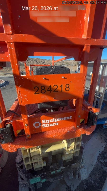2022 JLG ES1932