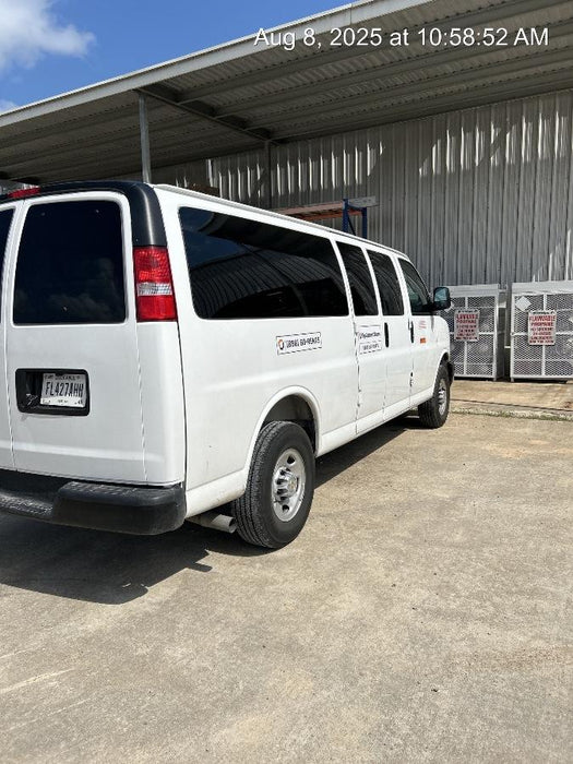 2025 CHEVROLET Express Van - Rental