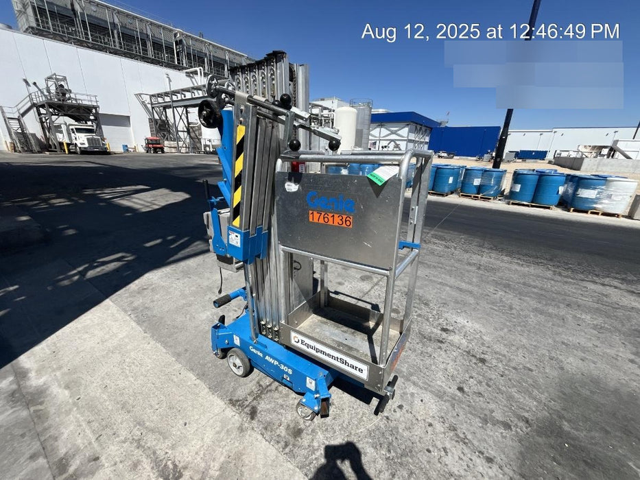 2021 GENIE AWP-30S DC