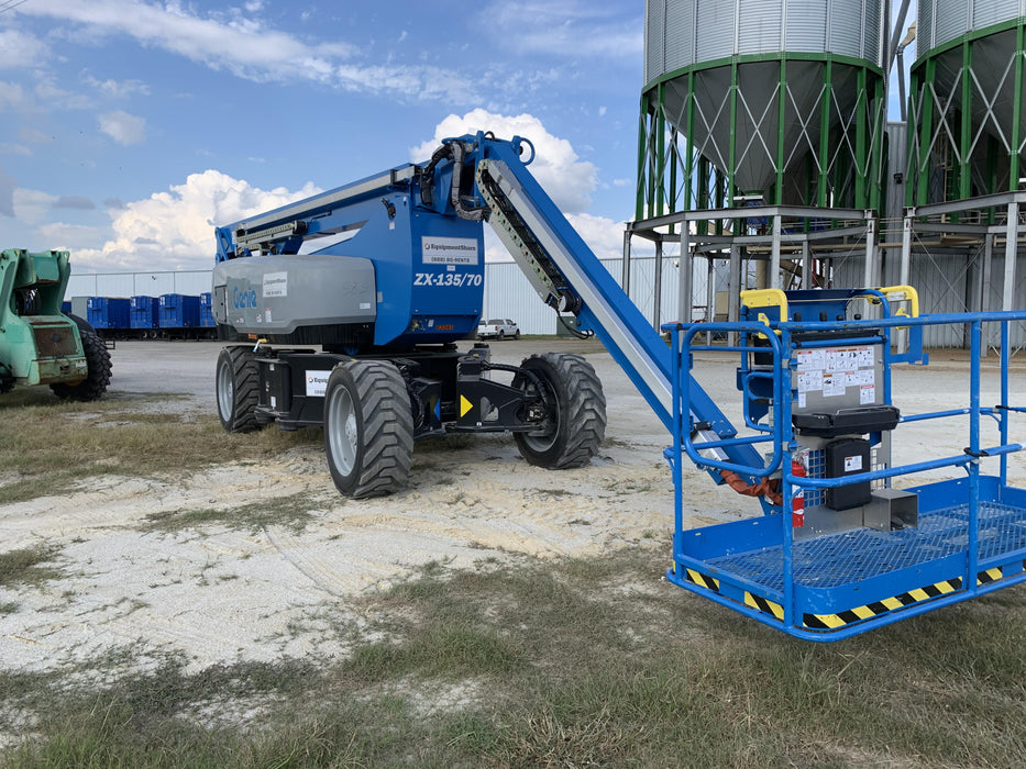 2020 GENIE ZX-135/70