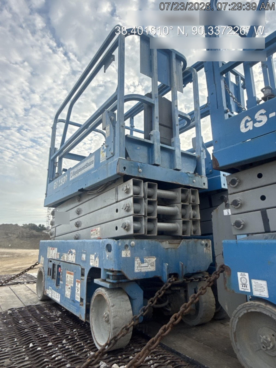 2020 Genie GS-1930 Solid Non Marking Tires, Beacon, Folding rails with half height swing gate