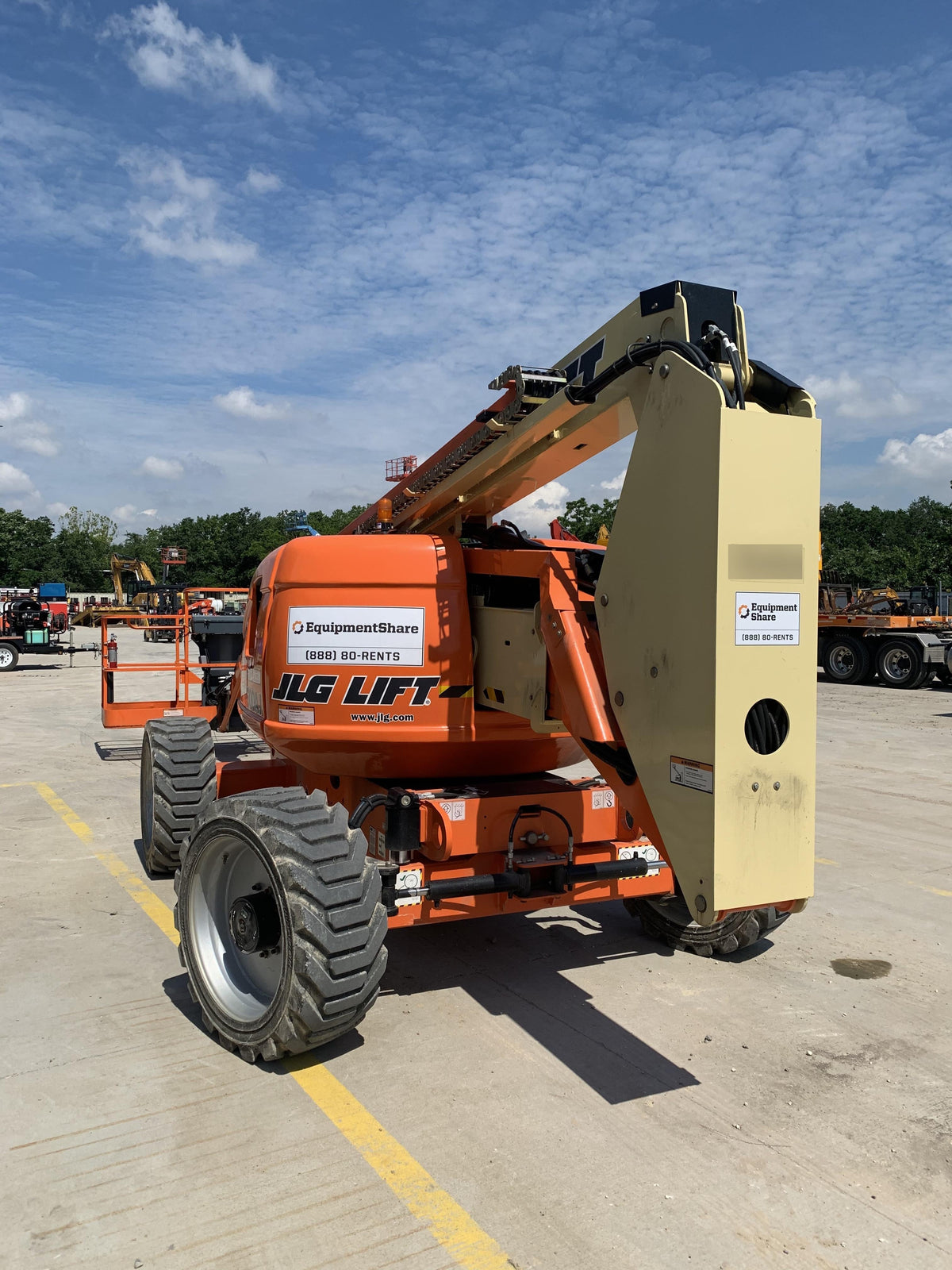 2019 JLG 600AJ