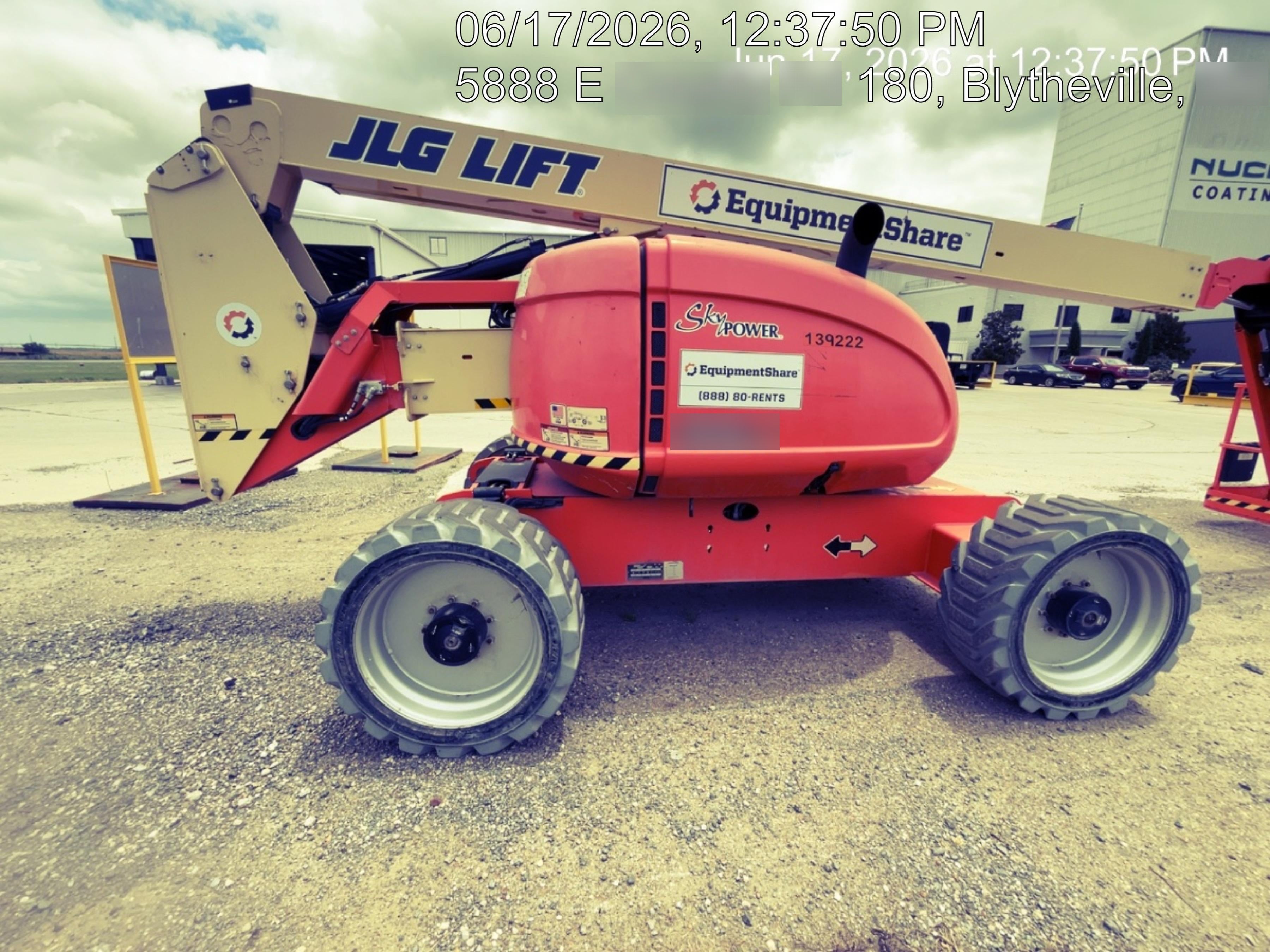2021 JLG 600AJ