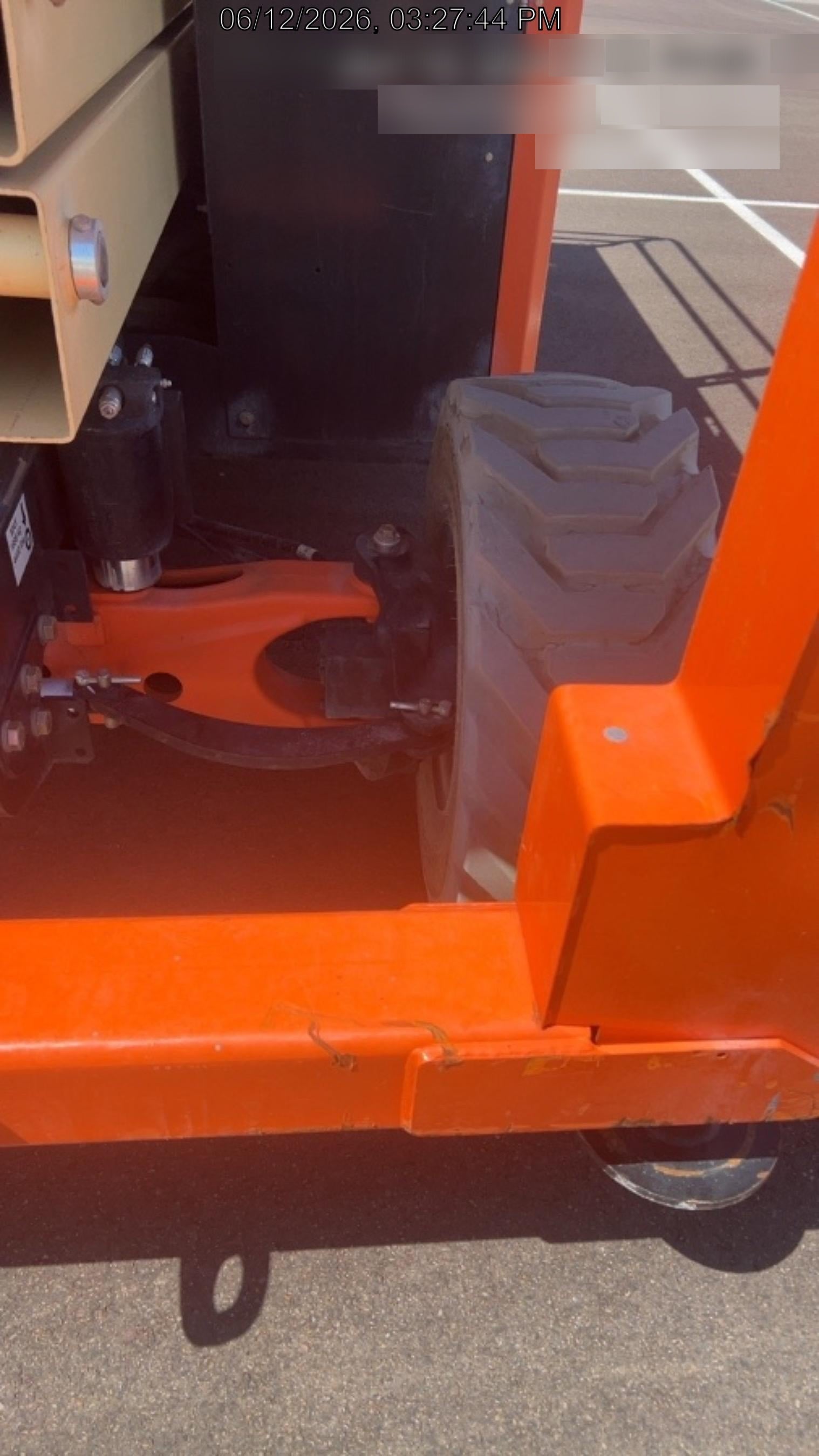 2020 JLG 430LRT