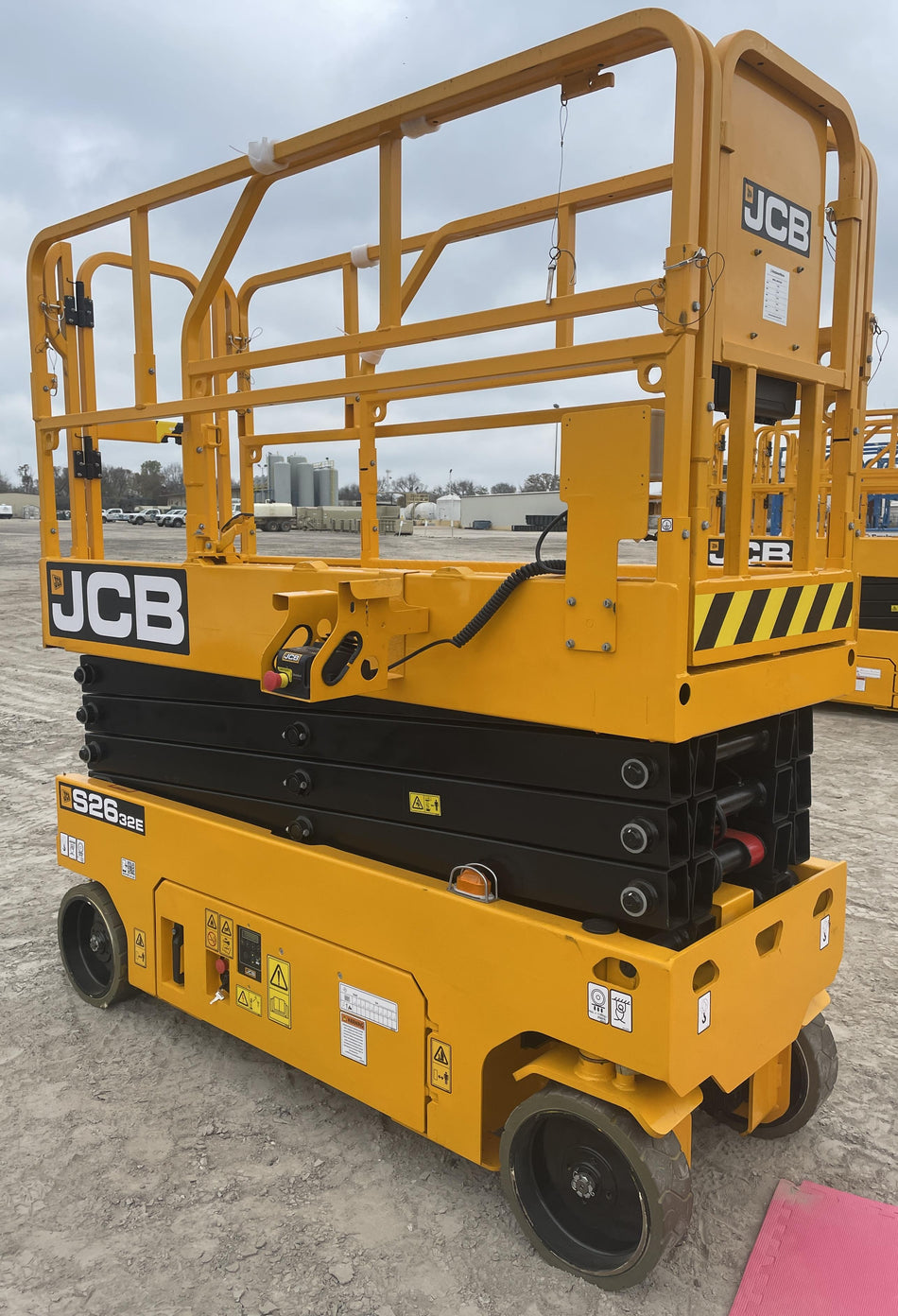2023 JCB S2632E