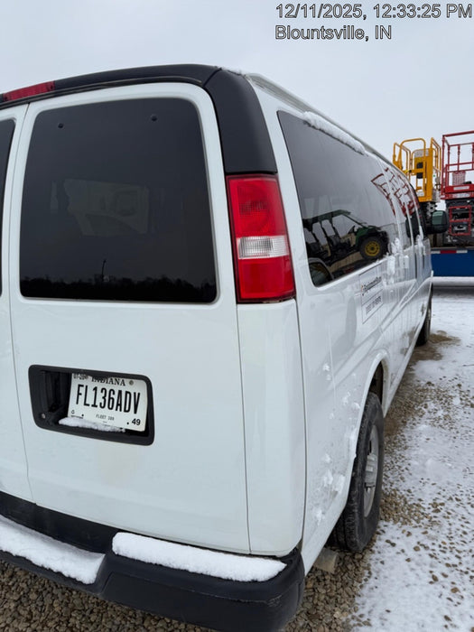 2023 CHEVROLET Express Van - Rental