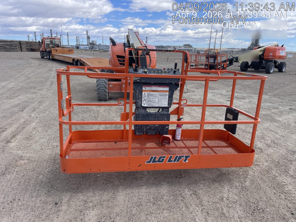 2019 JLG 600AJ